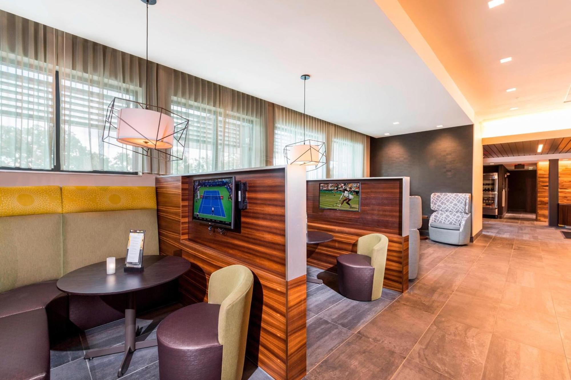 Hotel Courtyard By Marriott Tampa Northwest/Veterans Expressway West Chase Exteriér fotografie